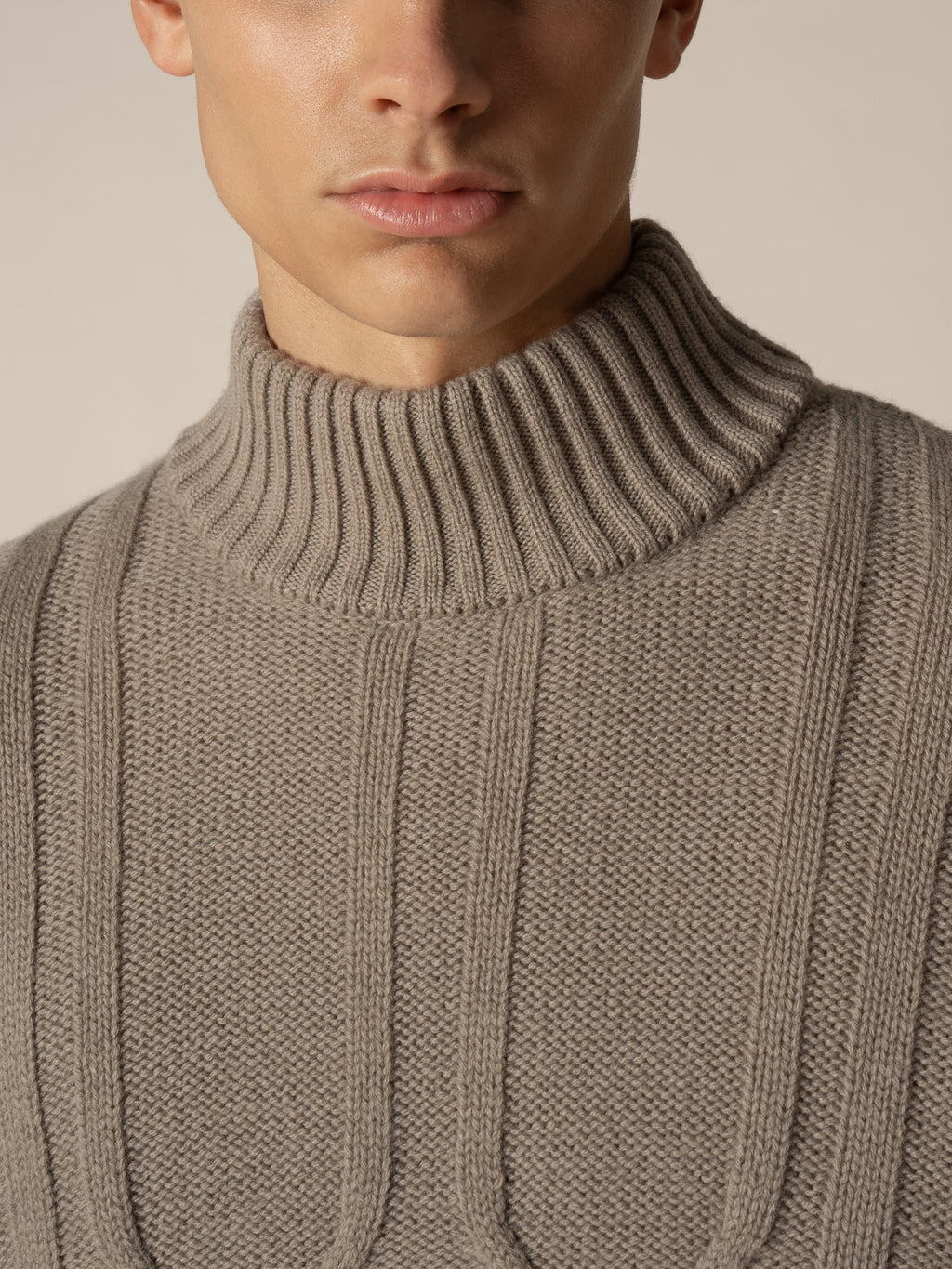Mockneck Taupe