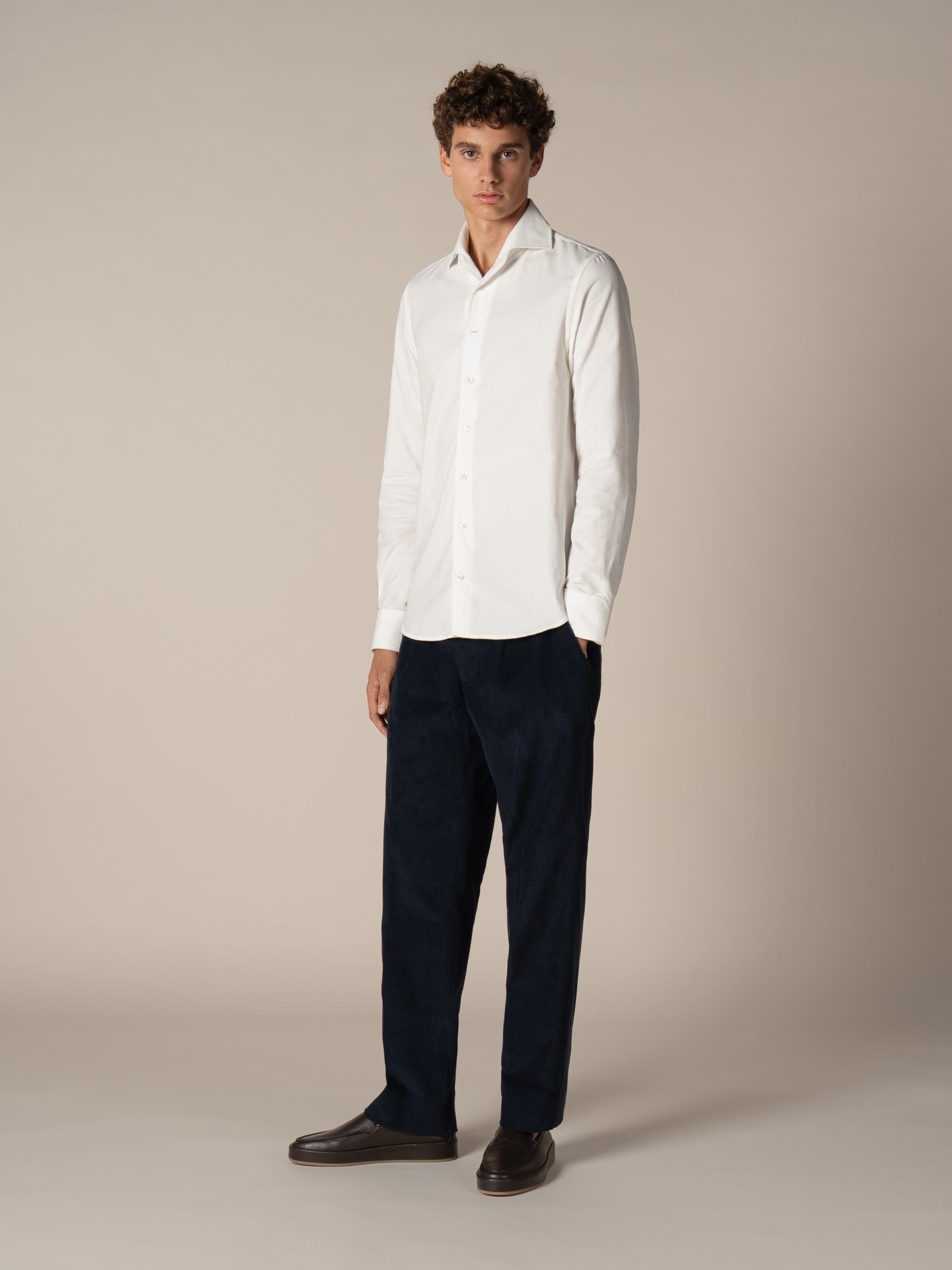 Elfenbeinfarbenes Cordhemd