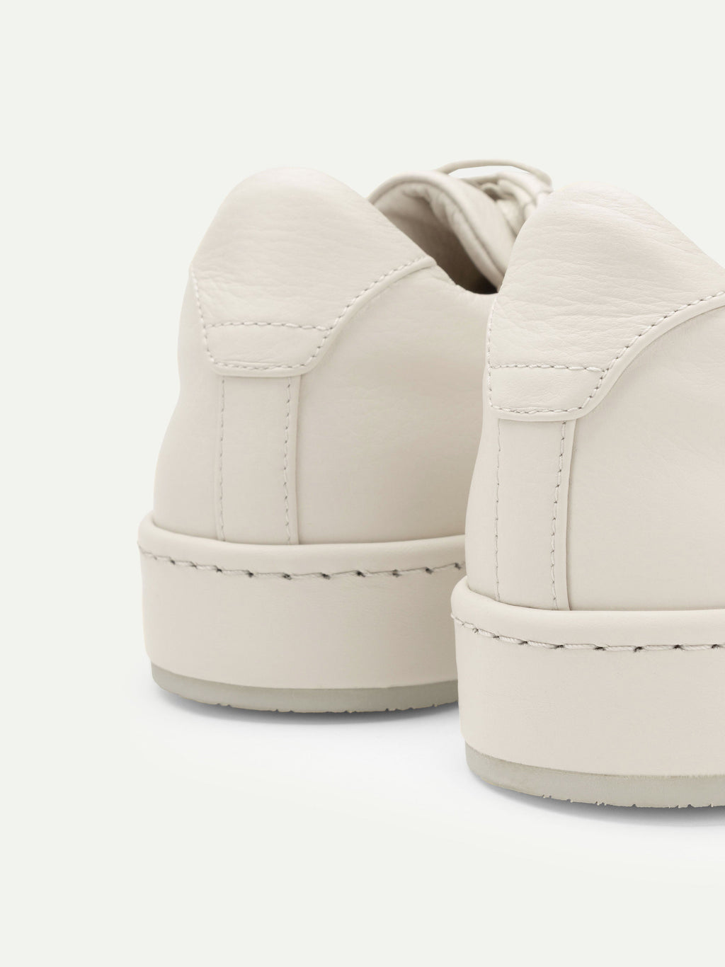 Ivory Grain Voyager AUR2 Sneaker