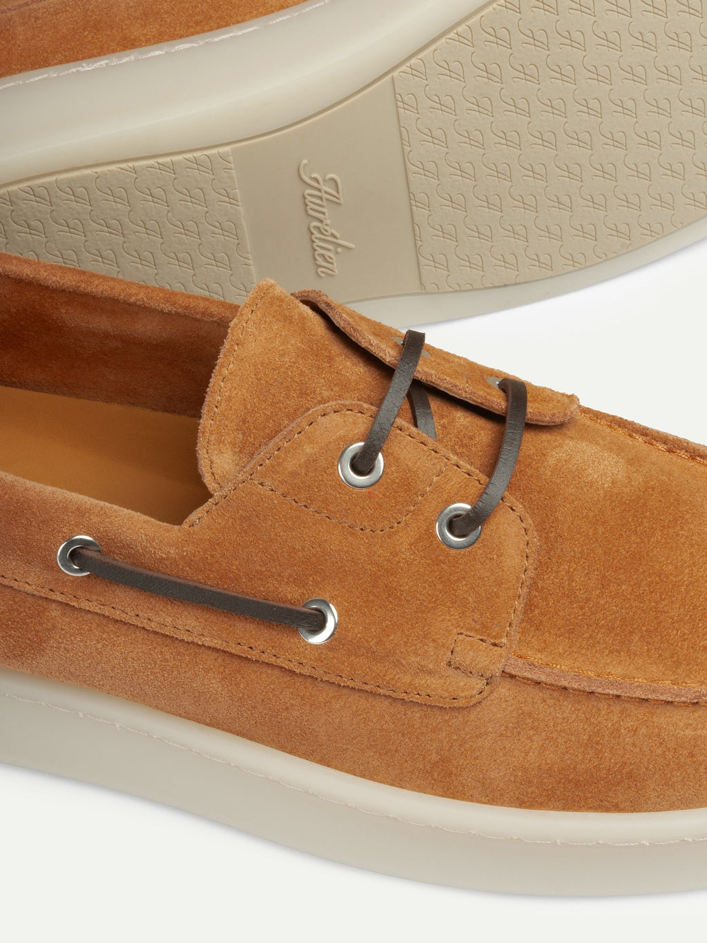 Rostfarbener Boots-Sneaker