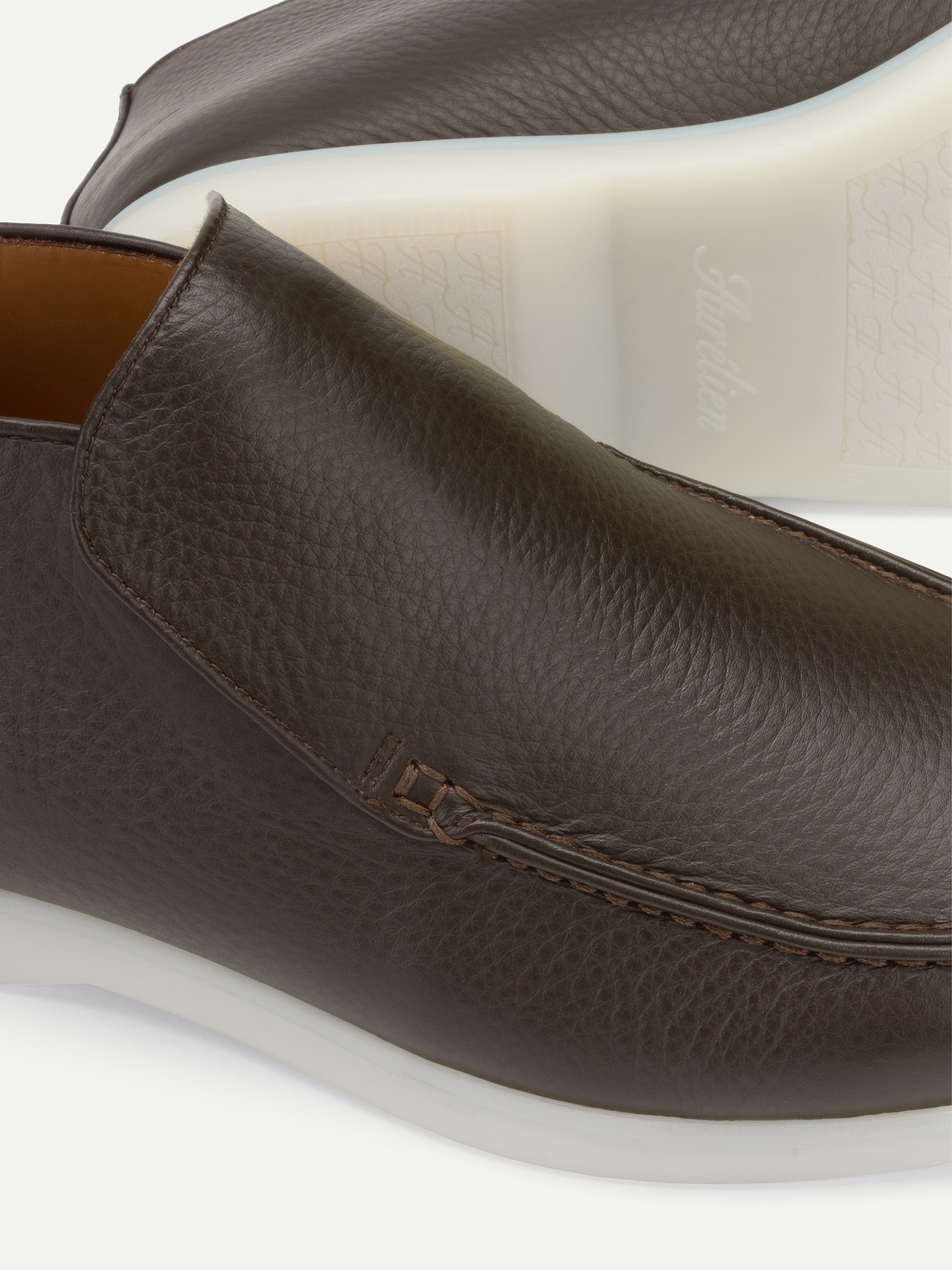 Lady Brown Grain City Loafer