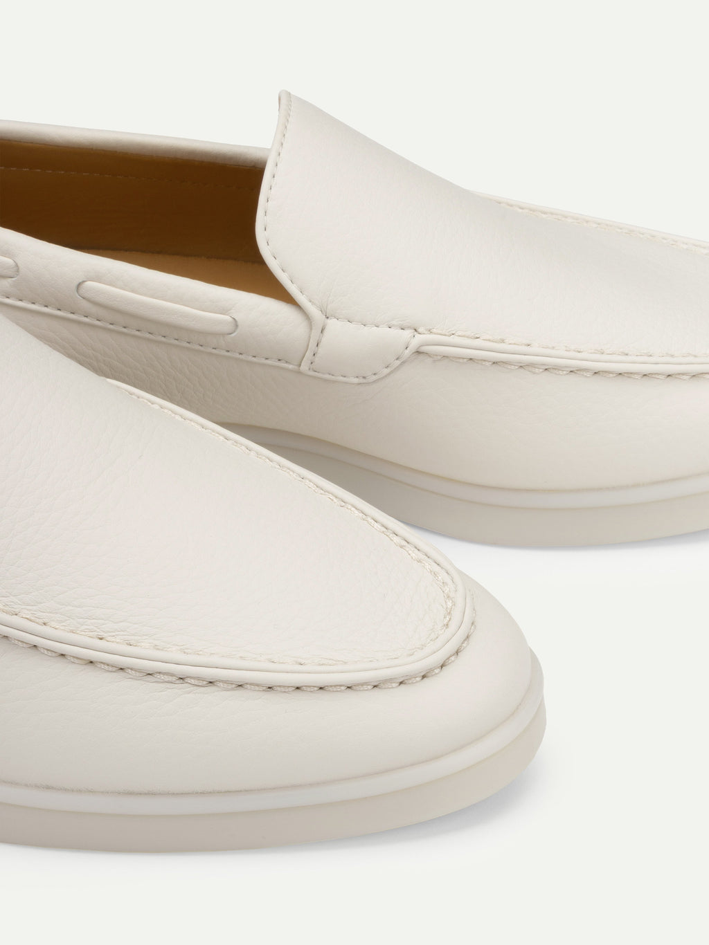 Lady Ivory Grain Yacht Loafers