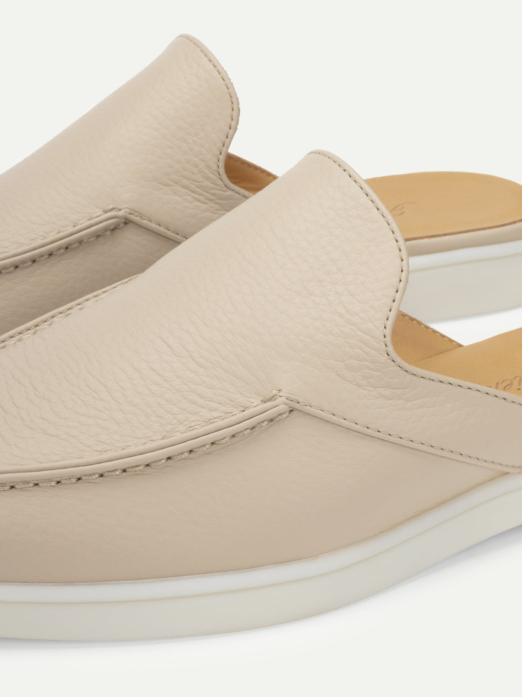 Lady Beige Grain Yacht Slipper