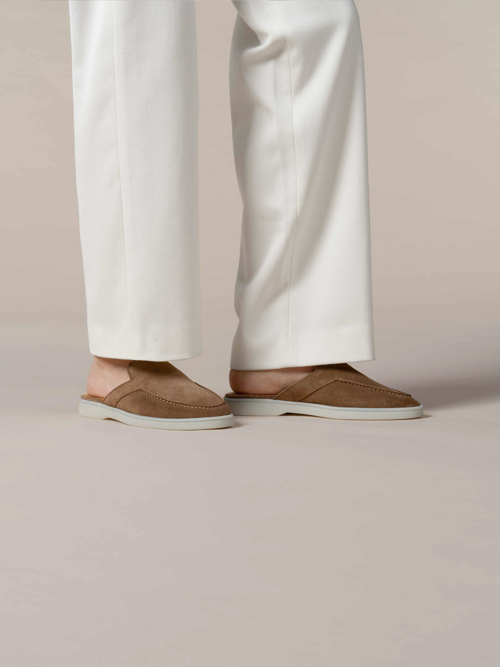 Lady Camel Yacht Slipper